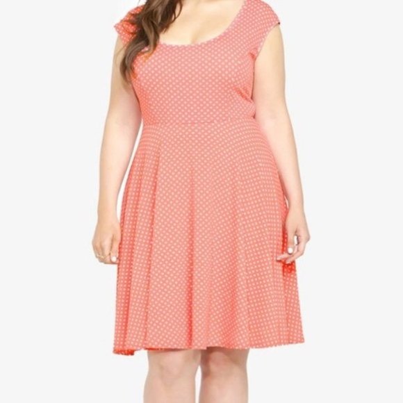 torrid Dresses & Skirts - Torrid 0X Pink Polka Dot Cut Out Back Dress
